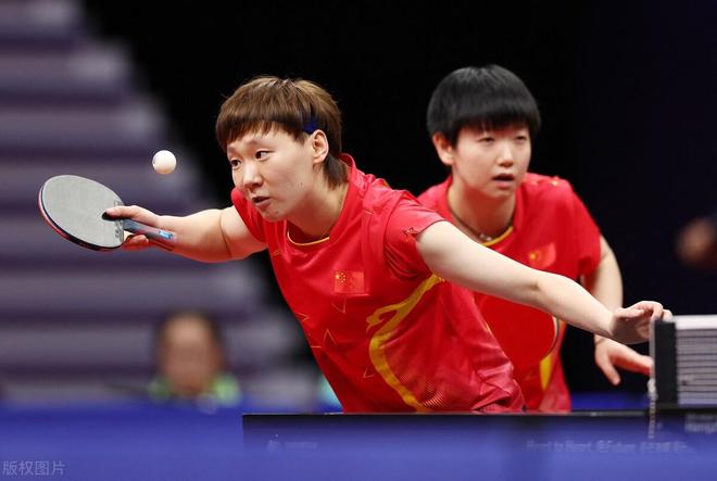 罗马诺：胡梅尔斯没有和马略卡谈判，假经纪人散播虚假信息