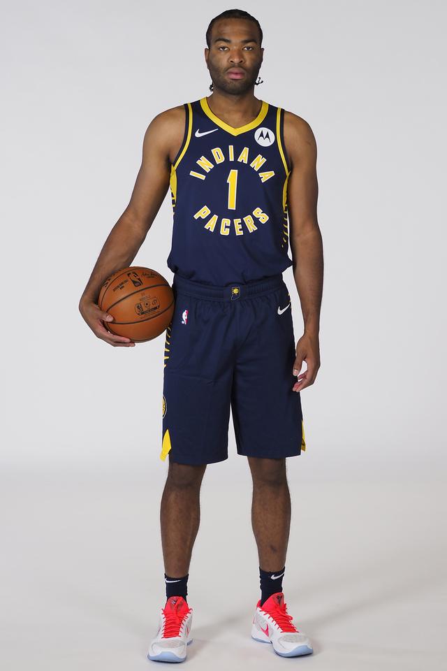 这种不拘一 这种不拘一